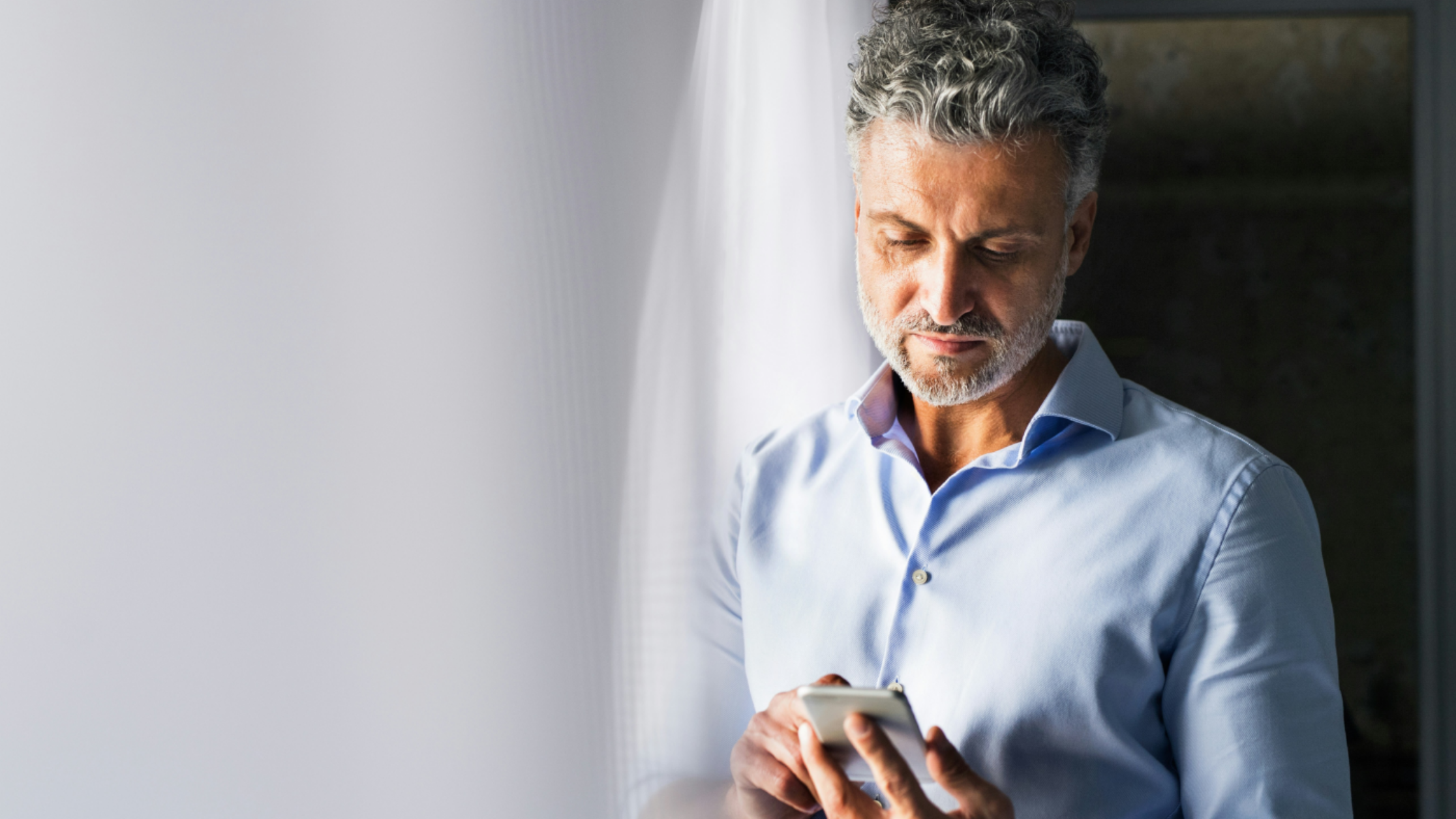 How can mobile marketers win over skeptical baby boomers?